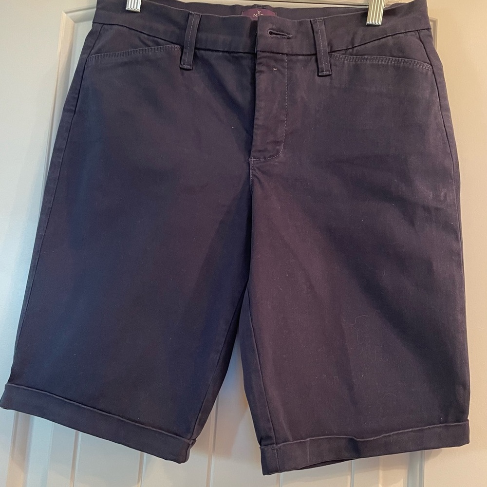 Women Shorts Size 6